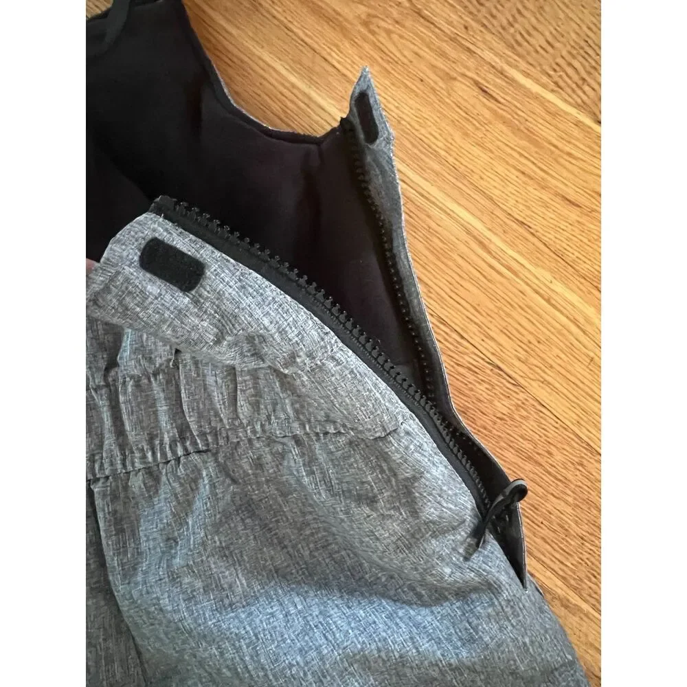 SWISS TECH Gray and Black BIB Snowpants Outerwear Snowsuit Winter